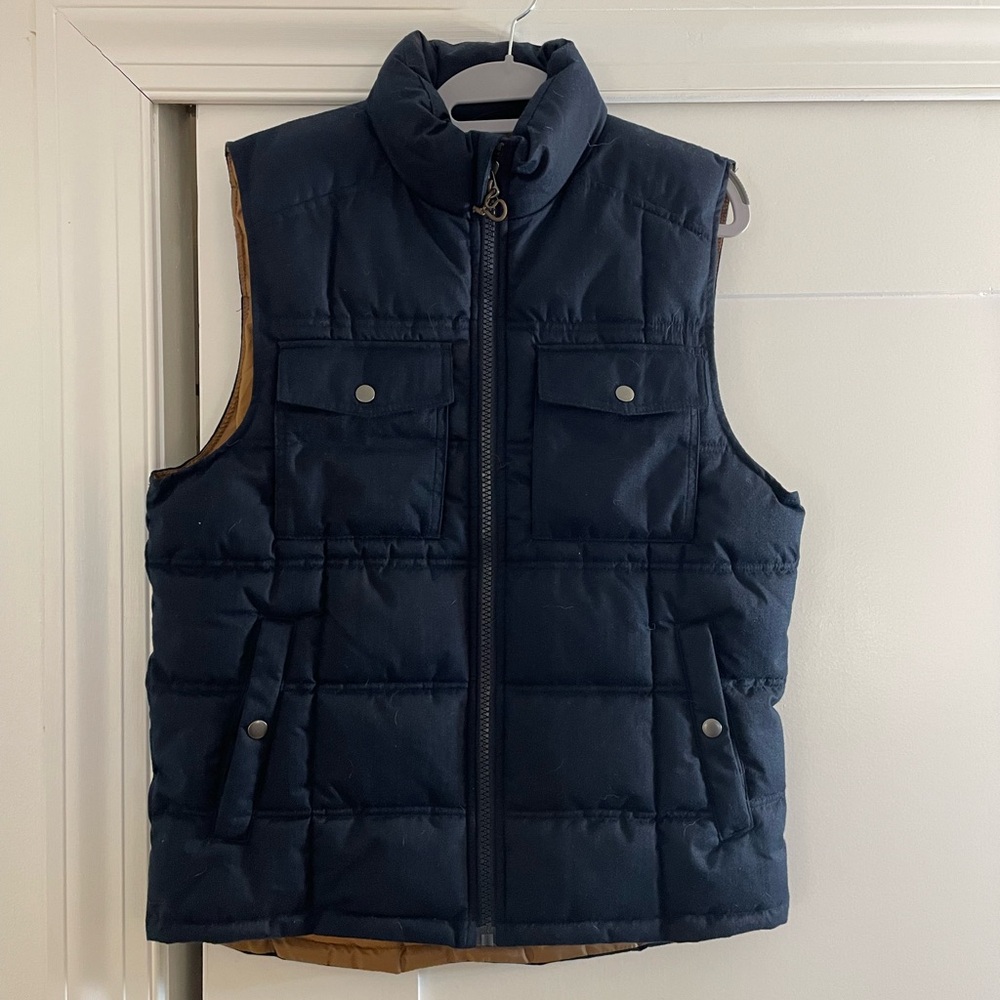 Men’s medium vest